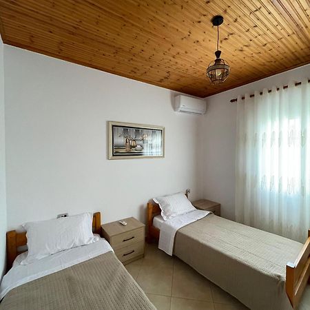 Rent Rooms Sakolli Μπεράτ Εξωτερικό φωτογραφία