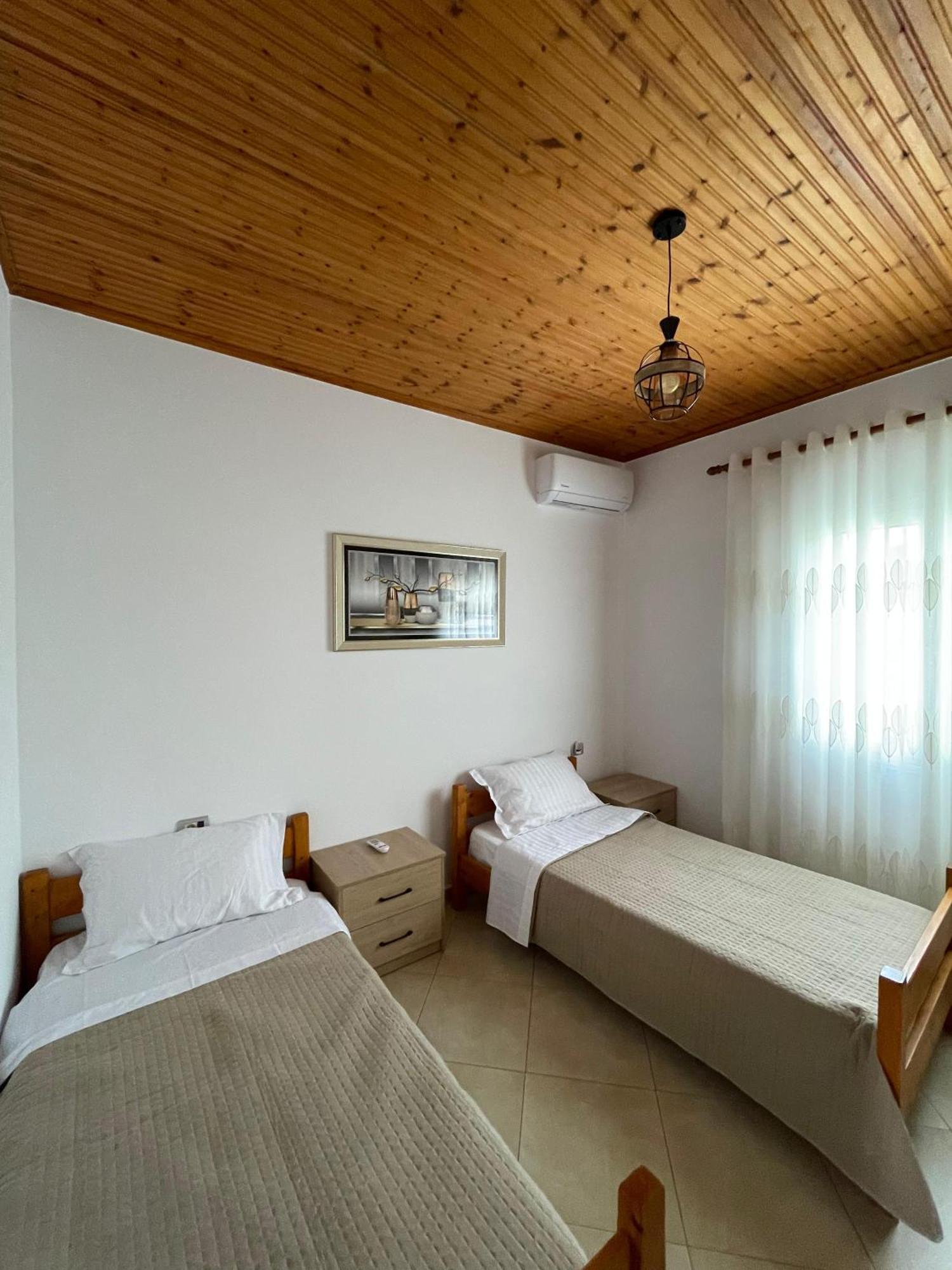 Rent Rooms Sakolli Μπεράτ Εξωτερικό φωτογραφία